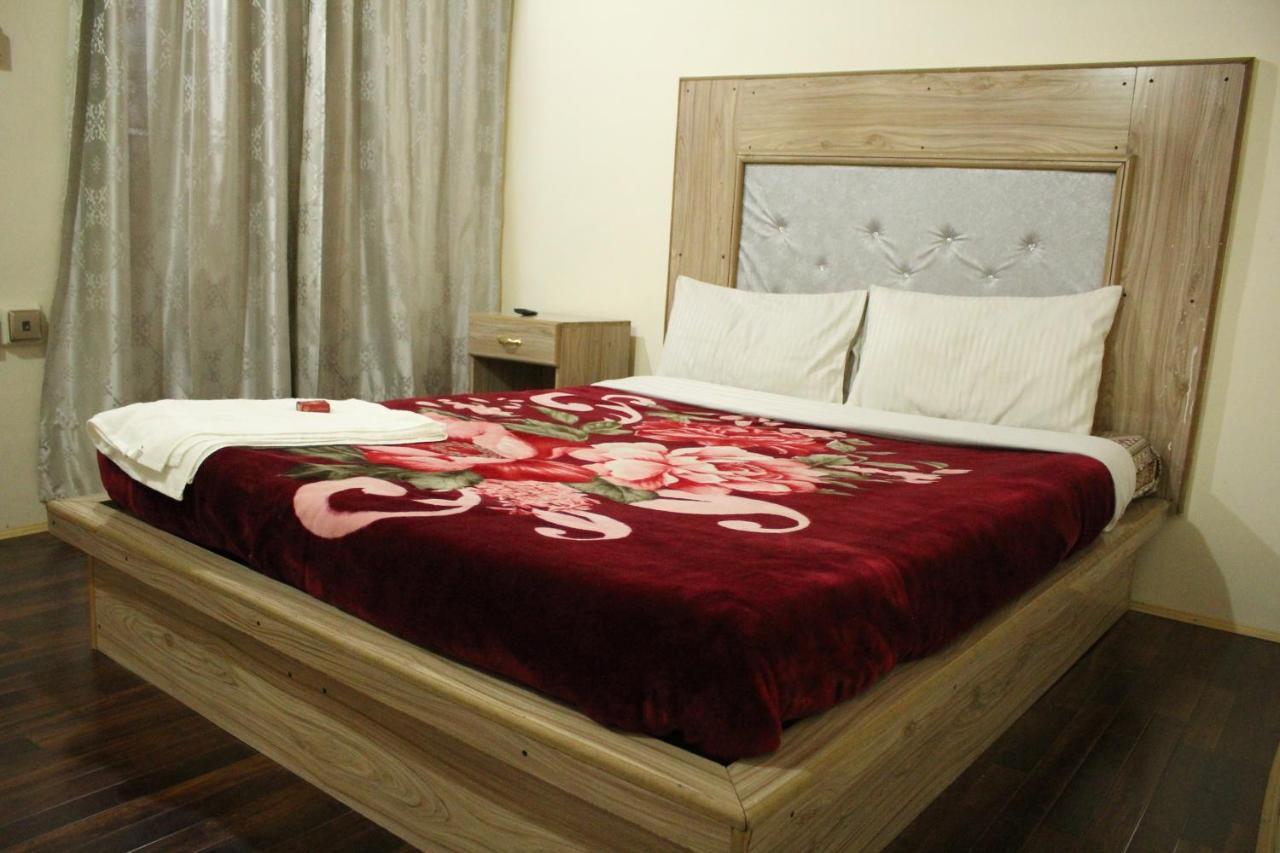 Baltit Heritage Inn Karimabad  Bagian luar foto